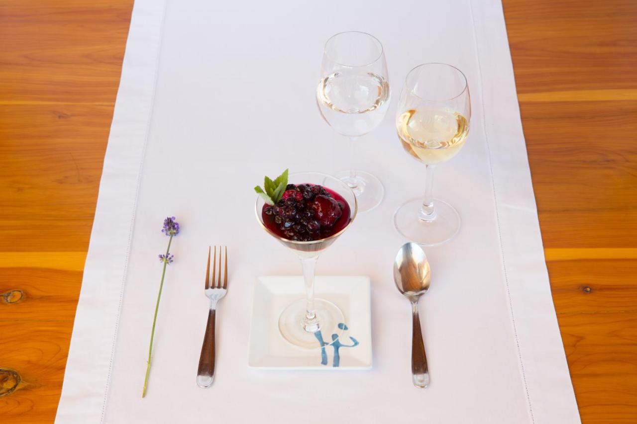 Hosteria Isla Victoria Lodge מראה חיצוני תמונה