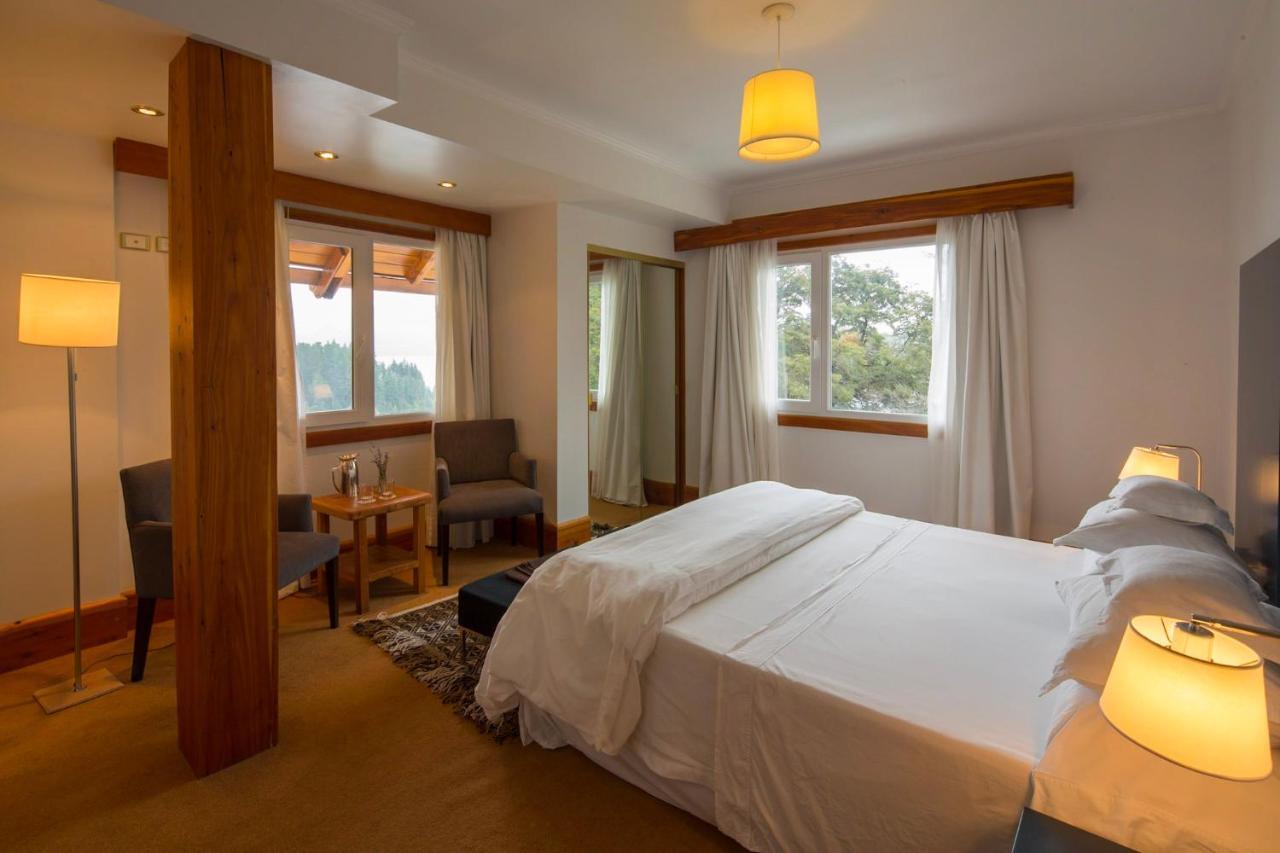 Hosteria Isla Victoria Lodge מראה חיצוני תמונה