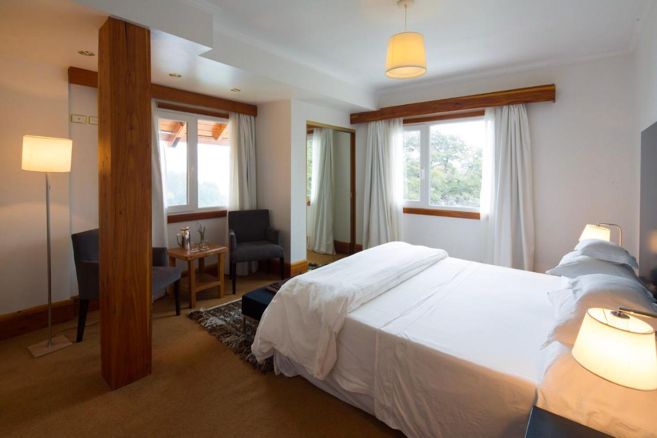 Hosteria Isla Victoria Lodge מראה חיצוני תמונה